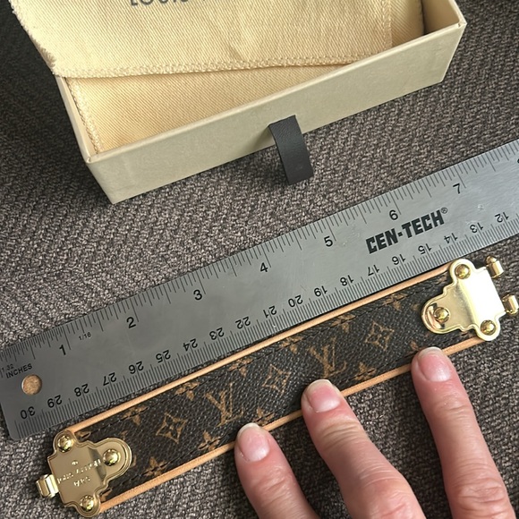 Louis Vuitton Two-Toned Leather Monogram Bracelet with Gold Hardware - Picture 9 of 9
